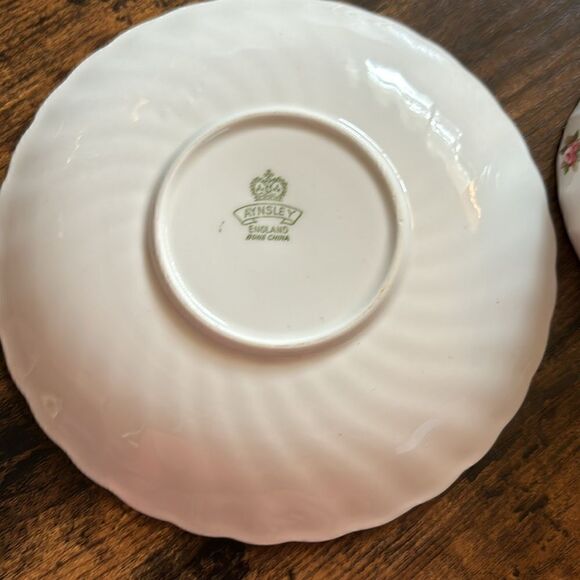 Vintage Aynsley Rosebud Pattern Teacup and Saucer England - Picture 7 of 8